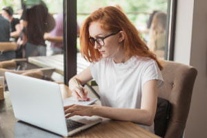 Écrire pour les jeunes lecteurs