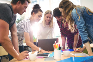 Dynamique interpersonnelle en milieu de travail par le bouddhisme