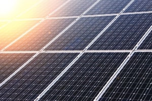 Fundamentos da Radiação Solar e Células Solares