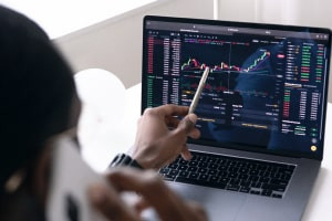 Trading with Indicators