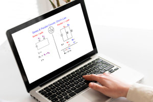 Circuits parallèles de série et loi d'Ohm