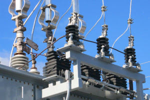 Protection and Control: High-Voltage Power Circuits