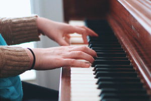 Online Piano and Voice Lessons