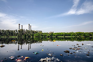 Éducation relative à l'environnement: pollution de l'eau