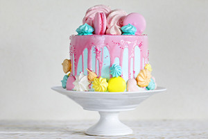 Tuesday Tip - Free Fondant Cake Decorating With Elisa Strauss - Revel and  Glitter