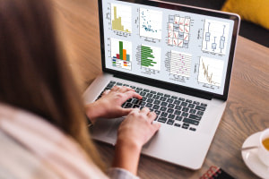 Introducción Stata 2023: Gráficos y visualización de datos