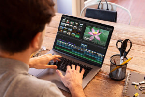 Edição De Vídeo Usando Final Cut Pro e VN Video Editor