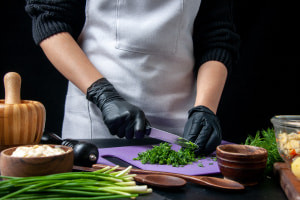 Fundamentos do Atendimento Seguro para manipuladores de Alimentos